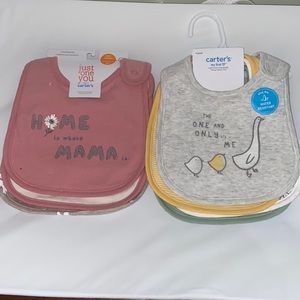Bibs and magnetic onsie